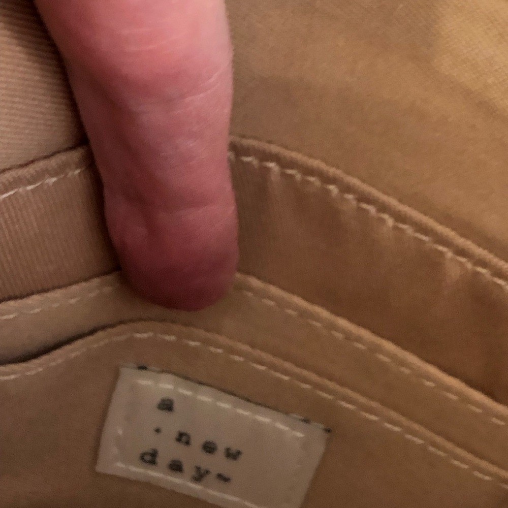 A New Day floral wristlet - Picture 3 of 4